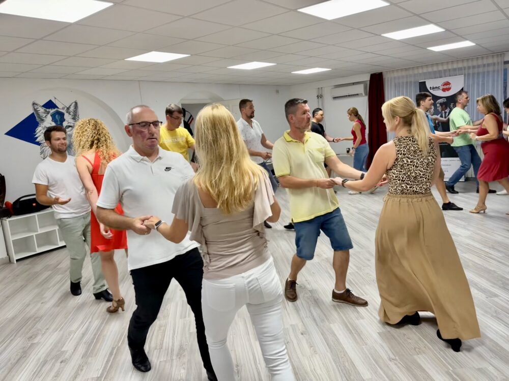 Őrbottyán közelében tánctanulás a TáncPont tánciskolában Vándor Zsuzsa vezetésével